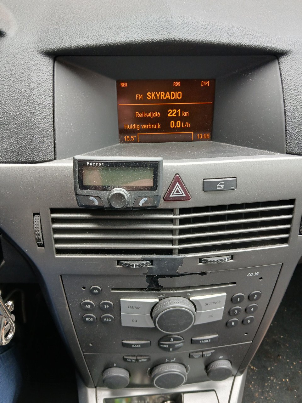 Opel Astra1.6 Twinport-2007-km.204123-airco-stuurbekr-trekhk.nwe.apk-1850,=