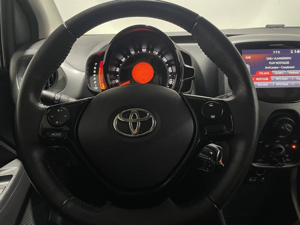 Toyota Aygo 1.0 vvt-i x-play