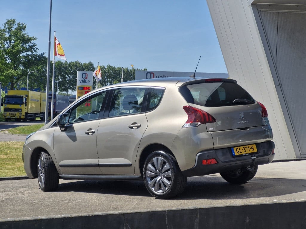 Peugeot 3008 1.6 e-hdi blue lease