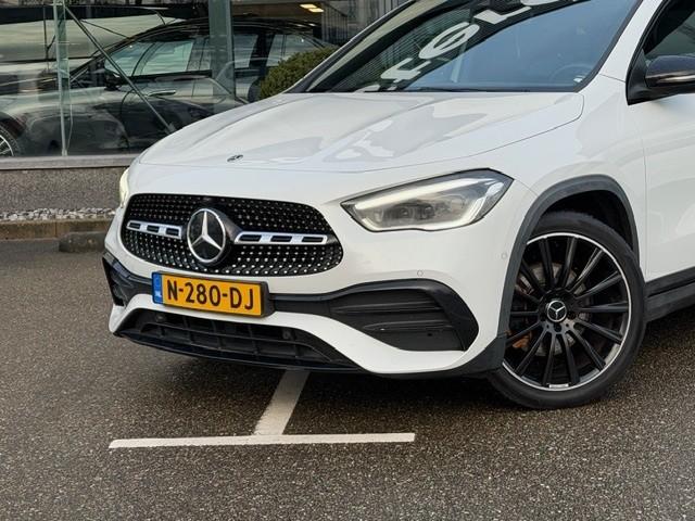 Mercedes-Benz Gla-klasse 180 business solution amg achteruitrij camera l sp