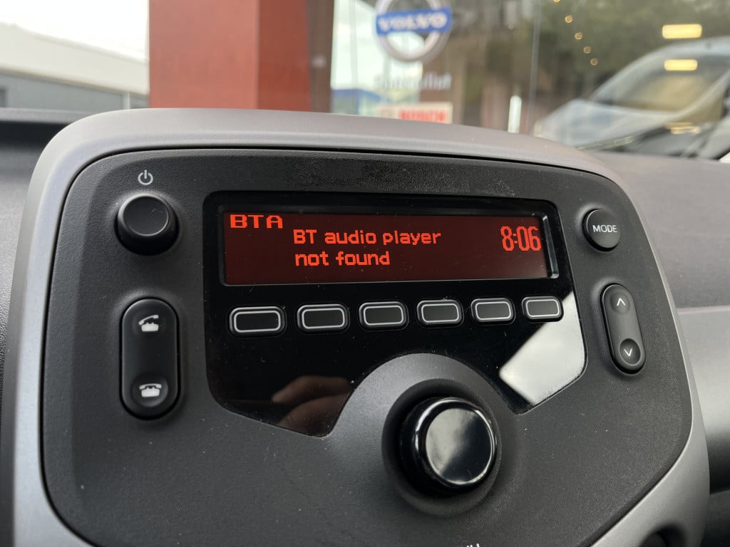 Toyota Aygo 1.0 vvt-i x-fun | airco | radio | bluetooth