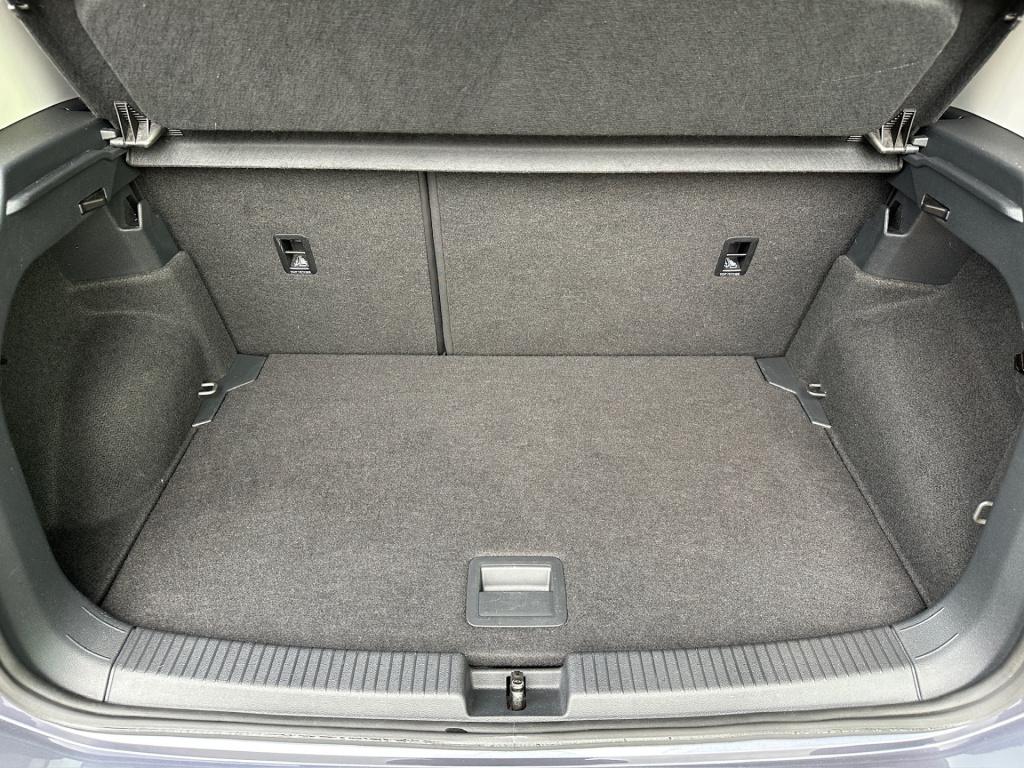 Volkswagen T-cross 1.0 tsi dsg style | camera | virtual | stoelverwarming |