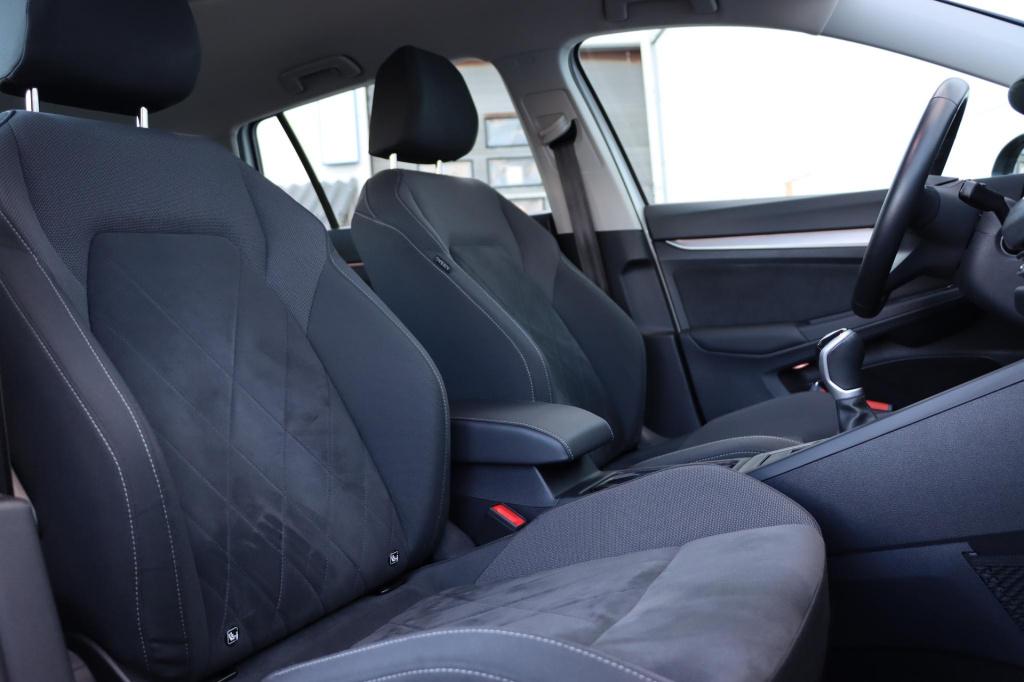 Volkswagen Golf variant 1.0 tsi life business 110pk