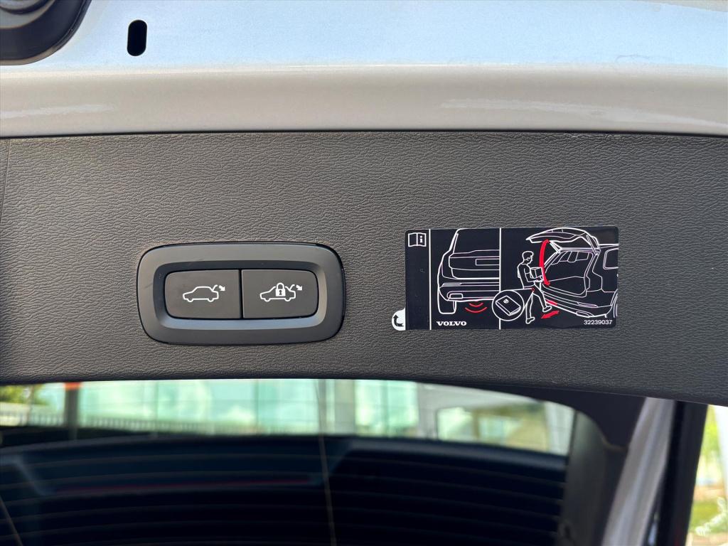 Volvo XC40 1.5 t4 recharge r-design| panoramadak|half leder|el. stoelen| ph