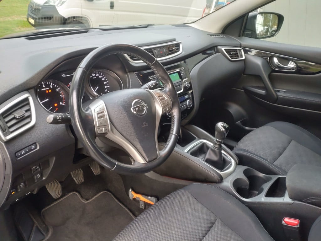 Nissan Qashqai 1.2 acenta