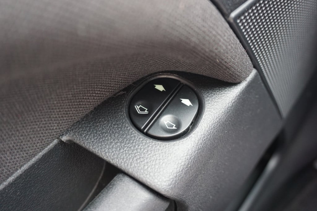 Ford Fiesta 1.3-8v champion airco / elektr. ramen / trekhaak / nap