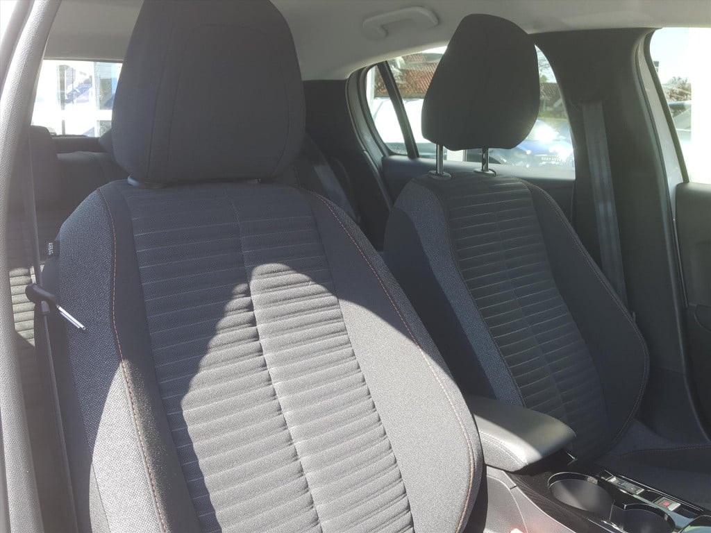 Peugeot 208 active pack 50kwh 136pk 1-fase 12% bijtelling cruise & climate 