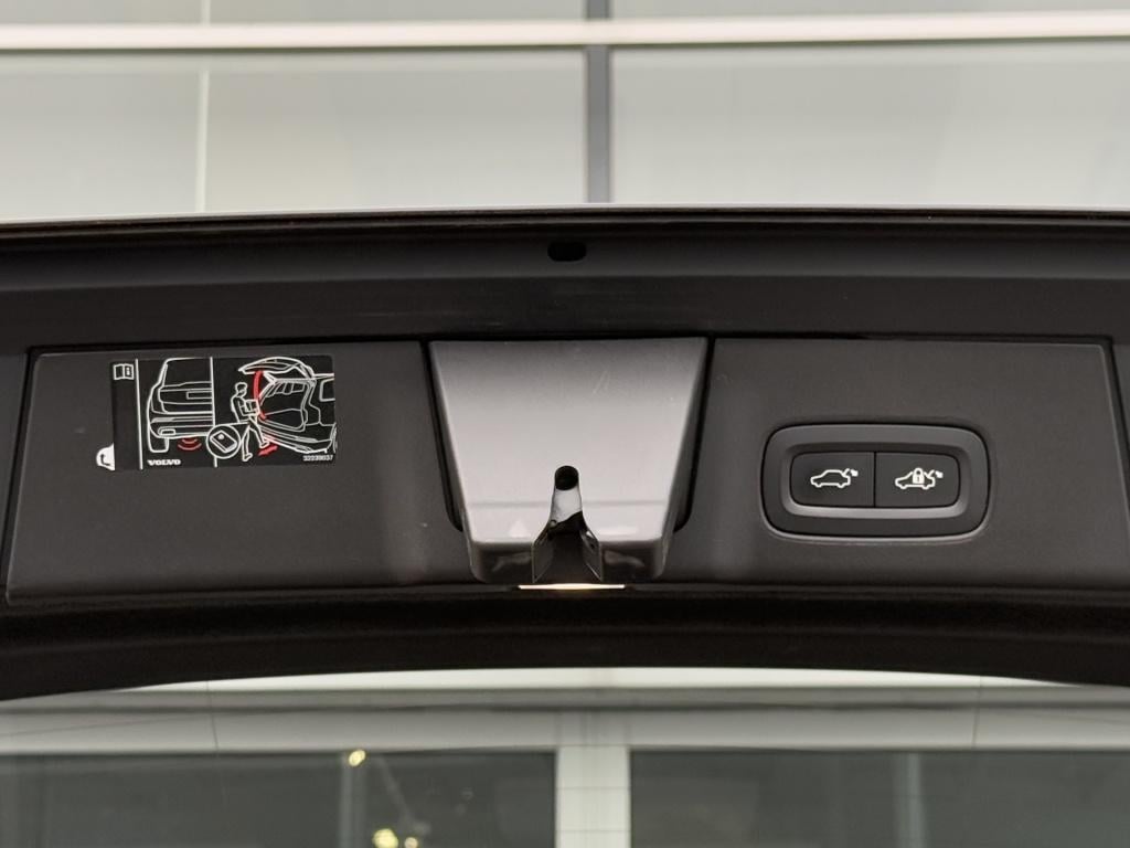 Volvo V90 t8 390pk awd recharge inscription| panodak| adap.cruise| trekhaa