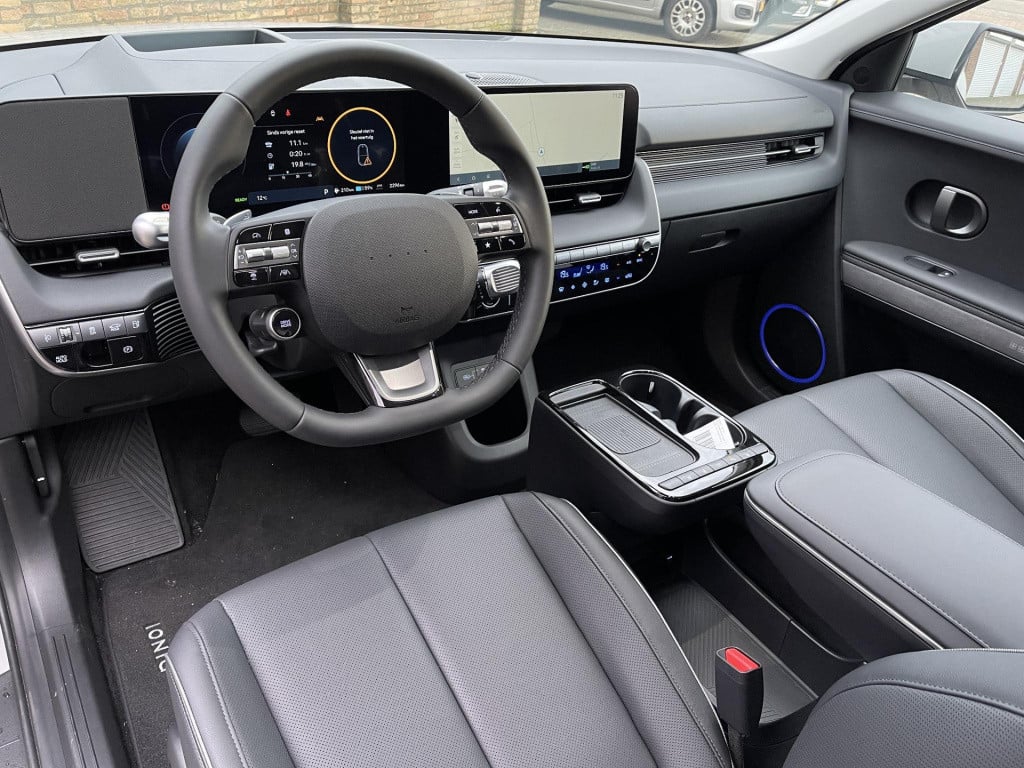 Hyundai Ioniq 5 connect+ 84 kwh nieuw model!