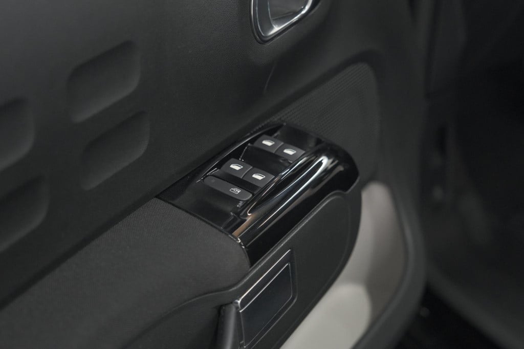 Citroen C3 puretech 110 eat6 max | apple carplay | parkeersensoren | climat