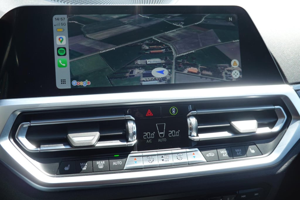 BMW 3-serie touring 330i business edition plus