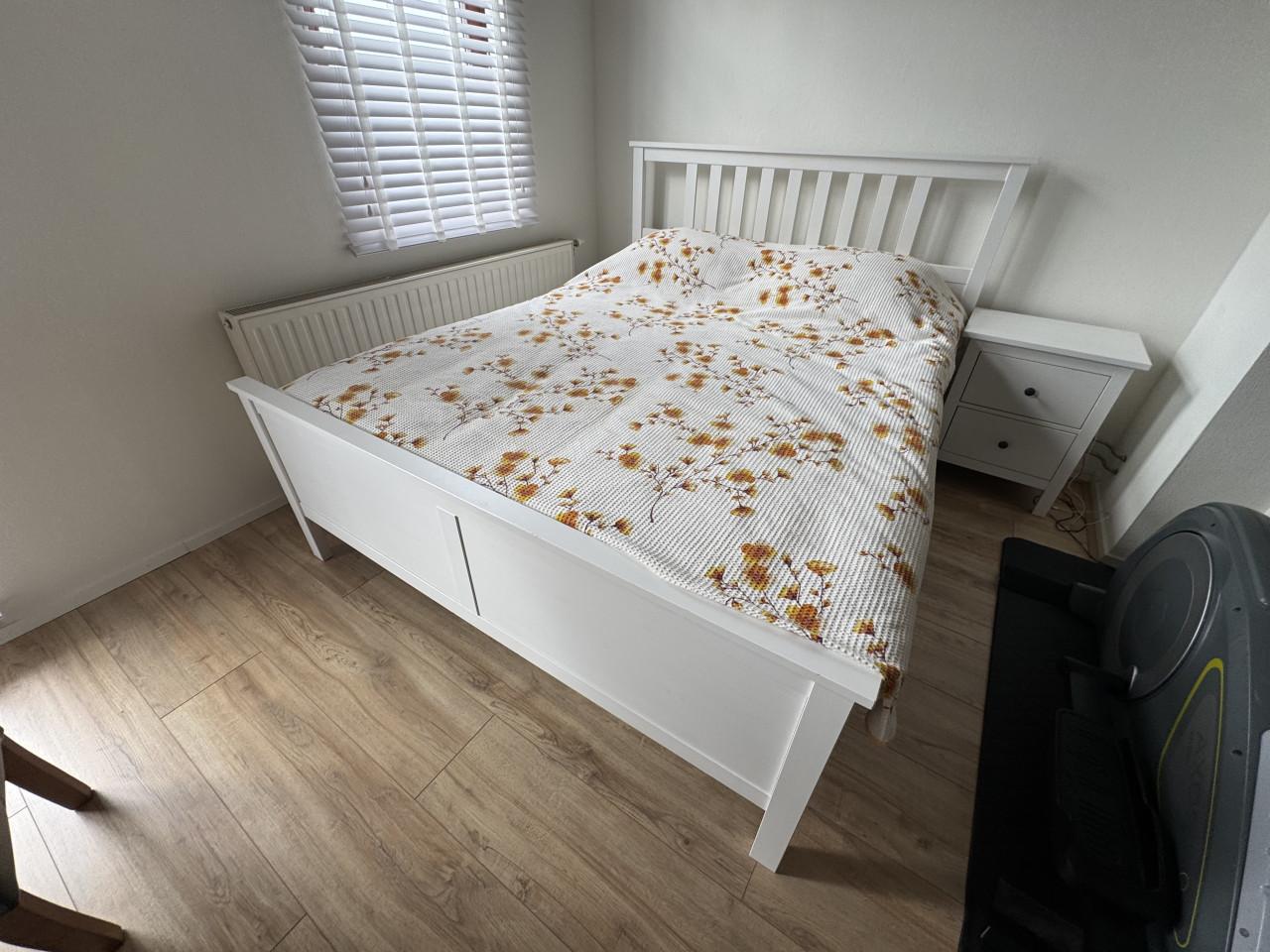 Tweepersoons bed 160 x 200 frame ledikant