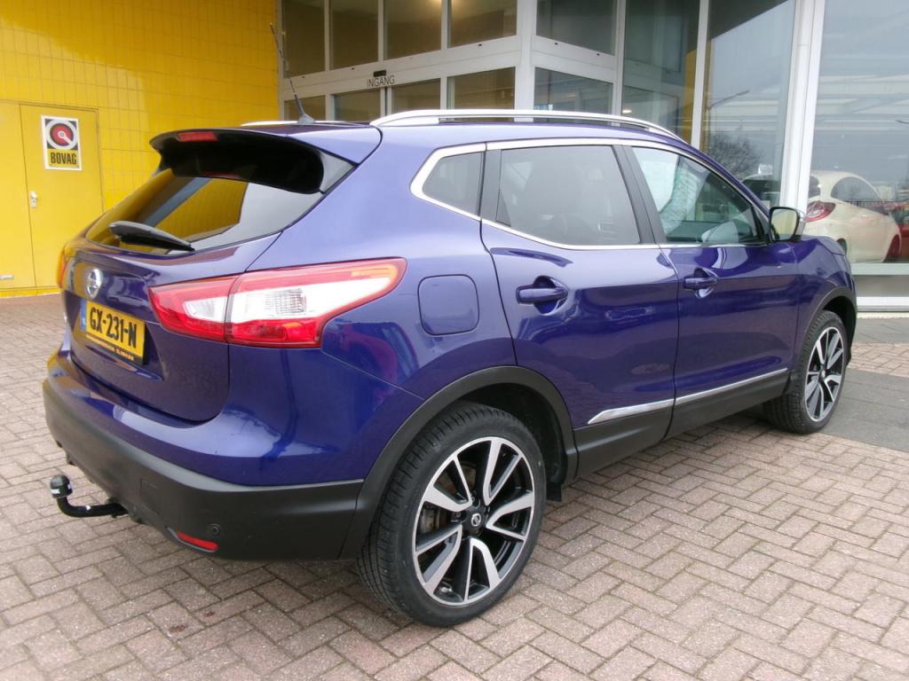 Nissan Qashqai (j11e) 1.2 dig-t airco, 360cam pano.dak, navi, leer