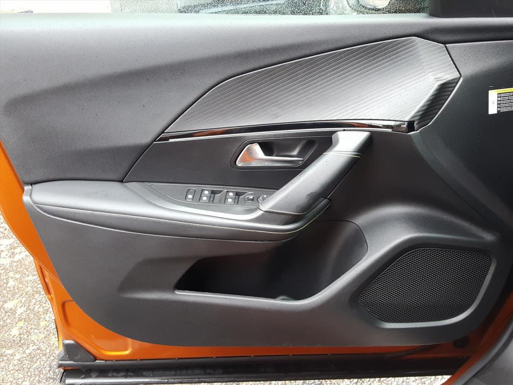 Peugeot 2008 1.2 130pk gt eat8 automaat apple carplay & android auto | trek