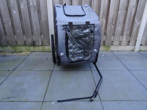 🐾 Compacte & veilige fietskar voor honden