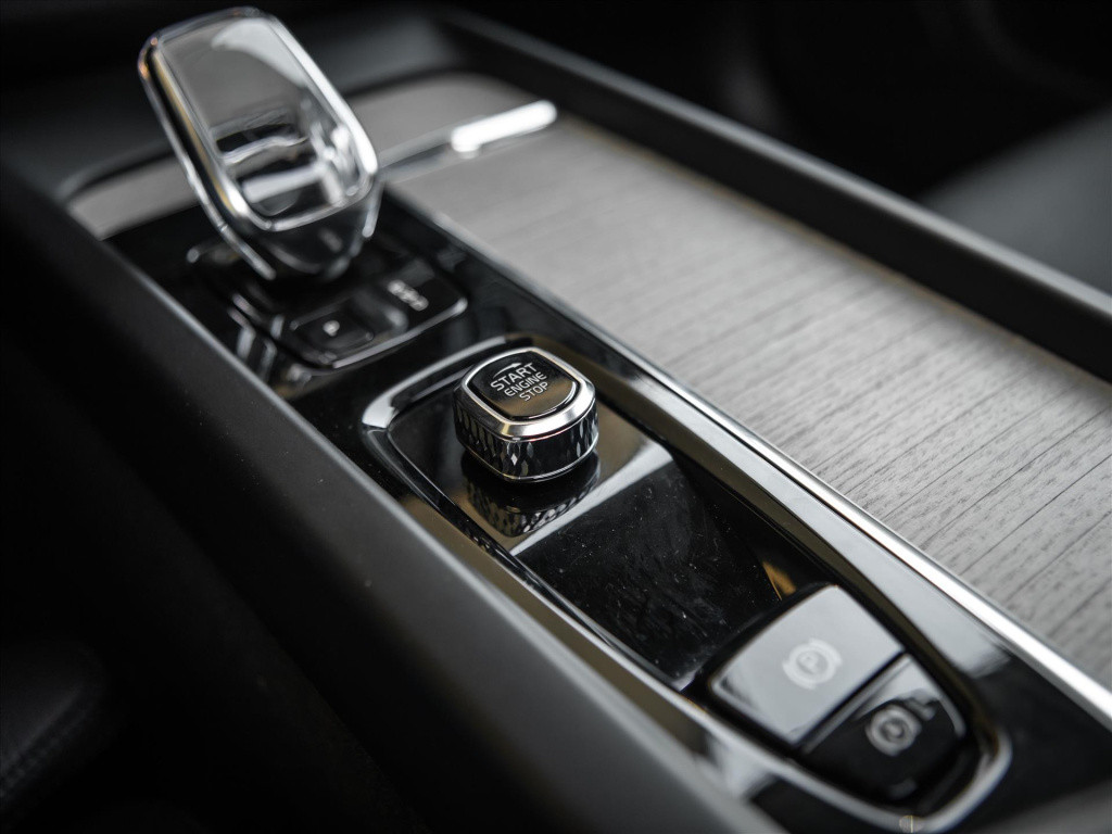 Volvo XC60 t6 twin engine 350pk awd inscription | harman kardon | panoramad