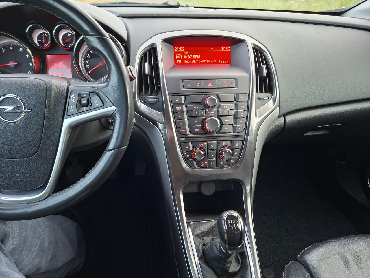 Opel astra 1.6 cosmo