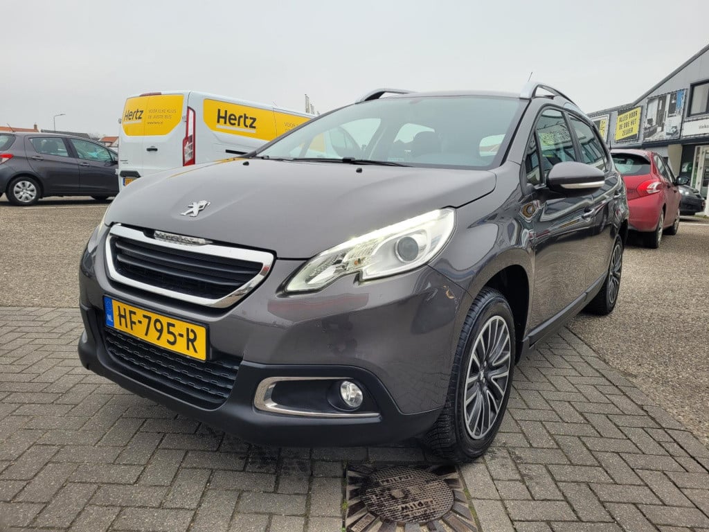 Peugeot 2008 1.2 puretech urban cross