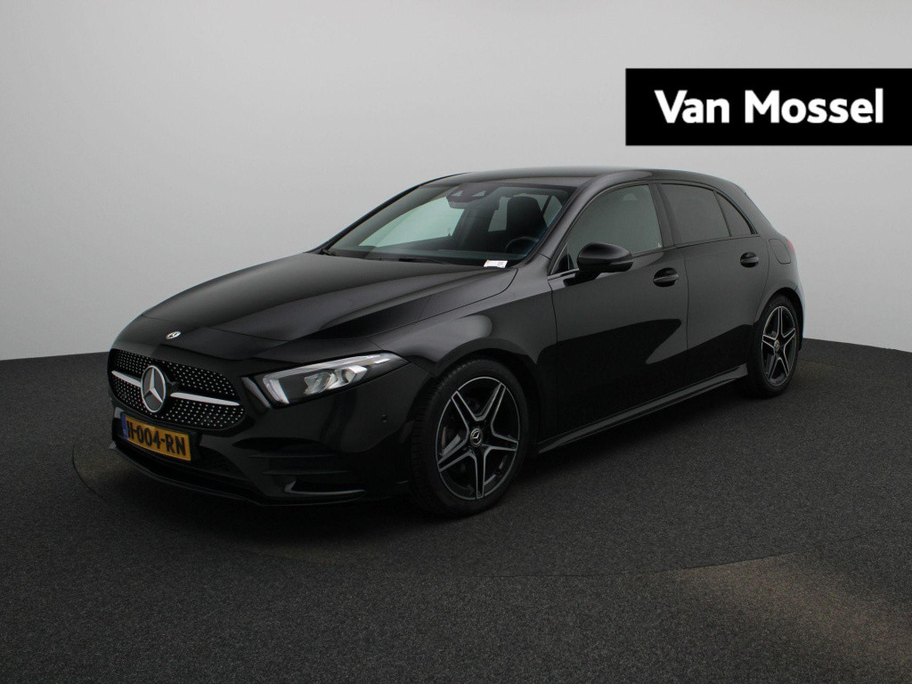 Mercedes-Benz A-Klasse 180 business solution amg | automaat | sfeerverlicht