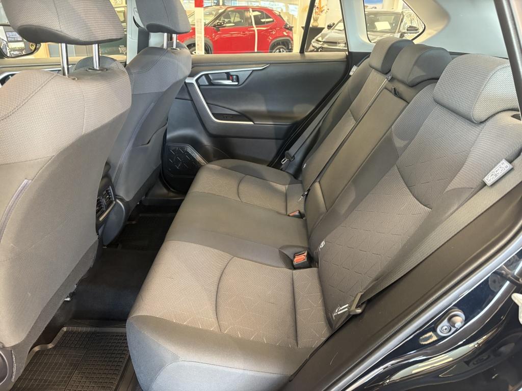 Toyota Rav4 2.0 vvt-ie active | trekgewicht 1500 kg | trekhaak |