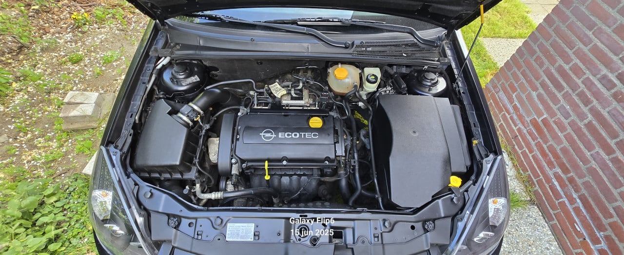 Opel vectra 1.8 2006 240416km veel extra's