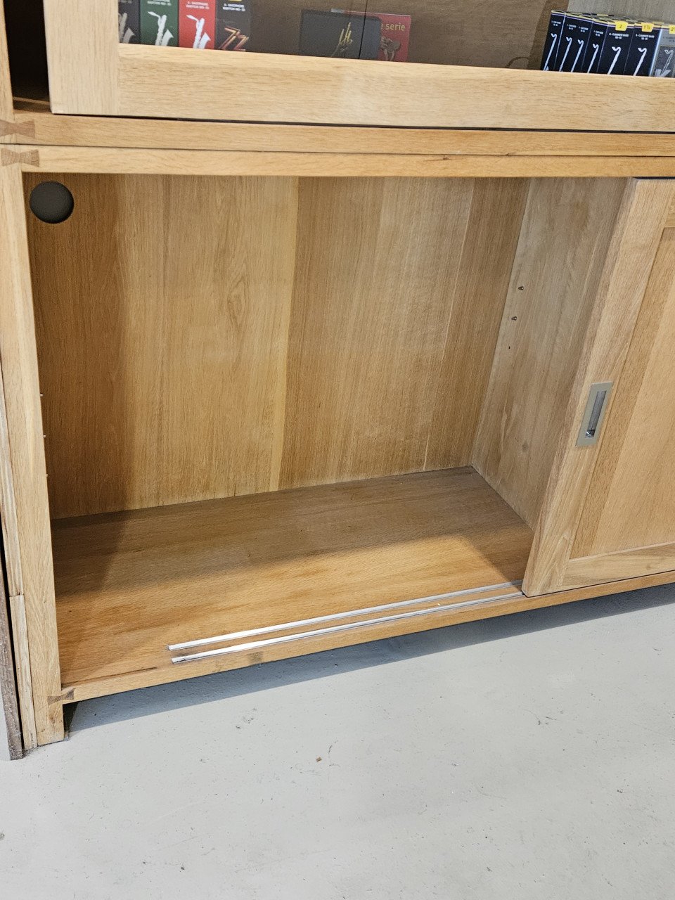 Handgemaakt eiken hout vitrinekast