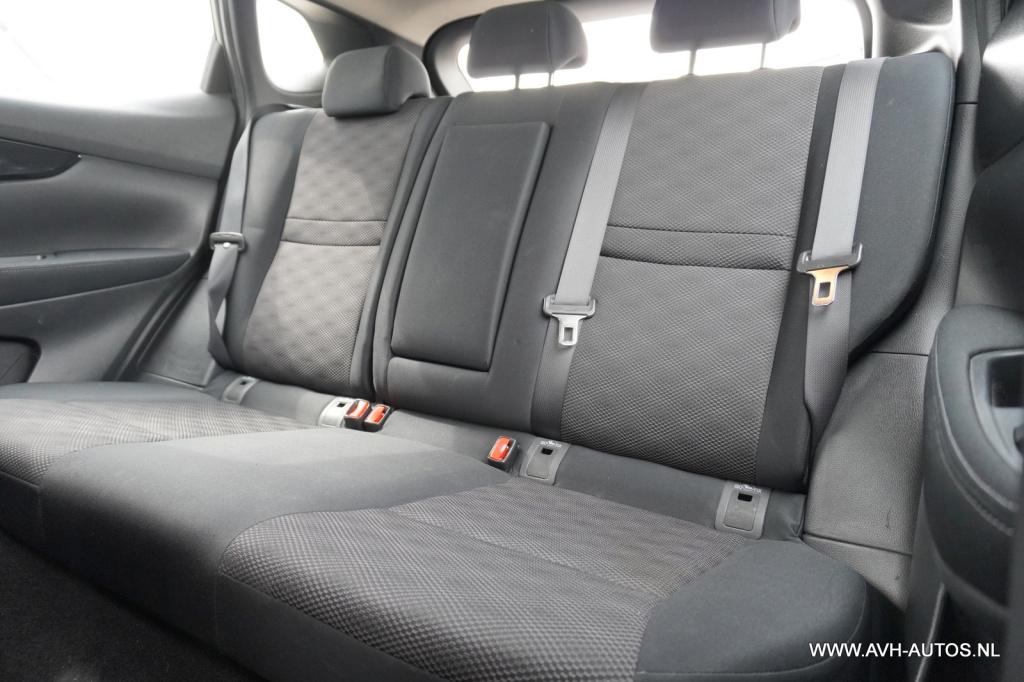Nissan Qashqai 1.2 connect edition