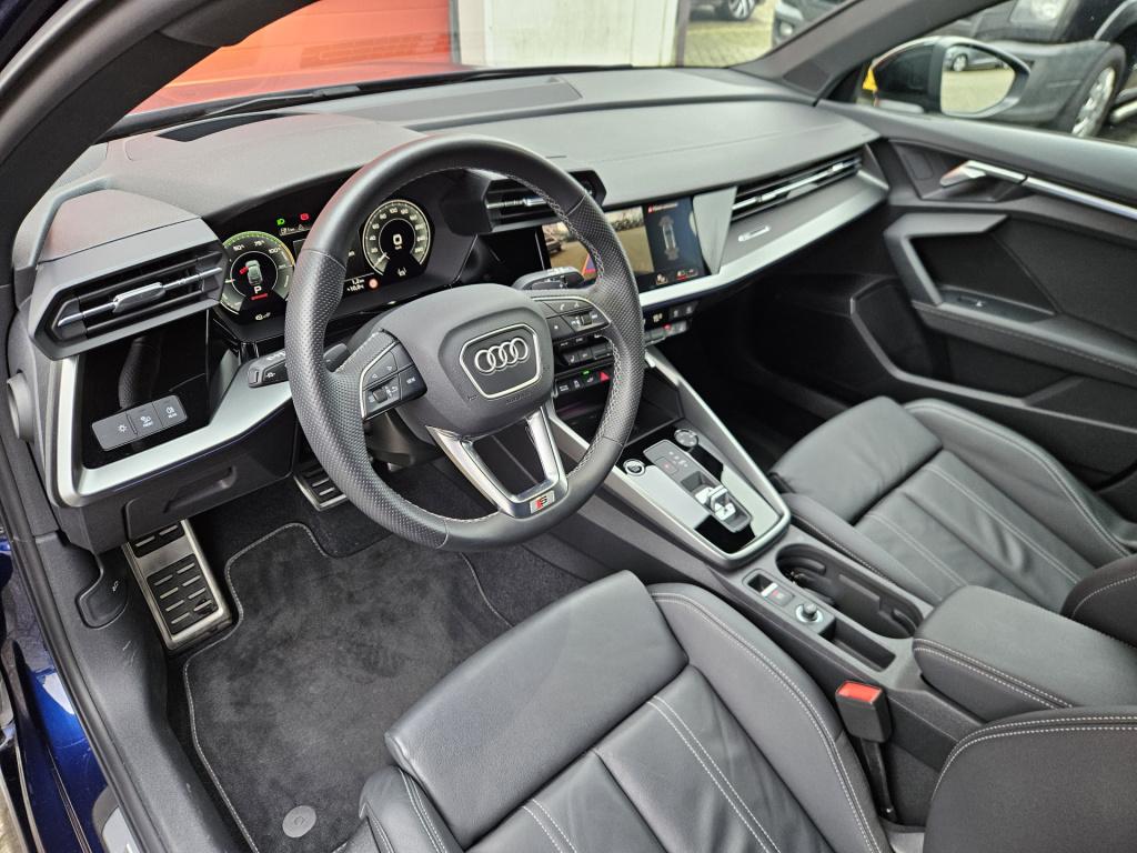Audi A3 sportback 45 tfsi e s-line competition | b/o | memory