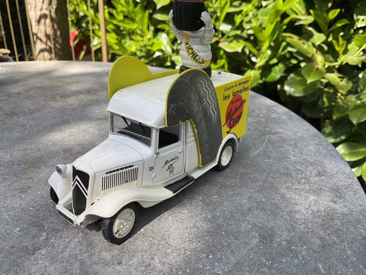 Michelin reclame auto’s.