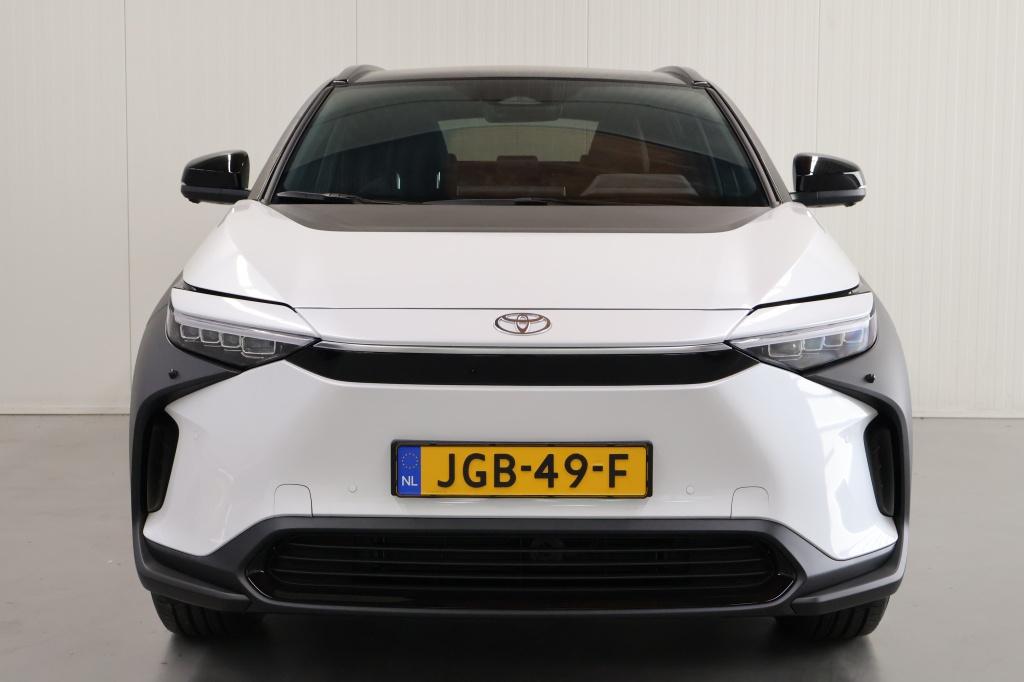 Toyota Bz4x dynamic bi-tone 71 kwh|360cam|pano|bsm|dc-150kwh|17%bijt.