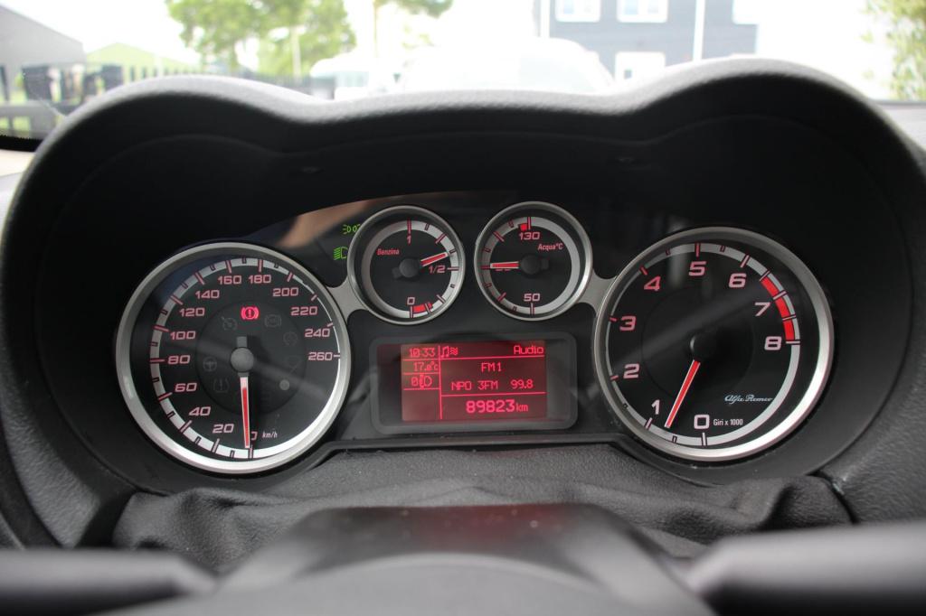 Alfa Romeo MiTo 1.4 progression - airco - led - 1e eigenaar - elektrische r