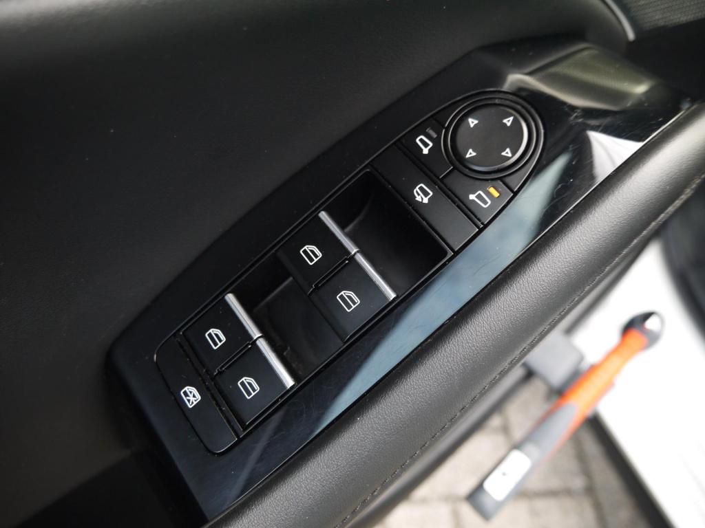 Mazda 3 2.0 e-skyactiv-x m hybrid 180 comfort met bose& leer|rijklaar