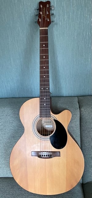 Jasmine By Takamine gitaar