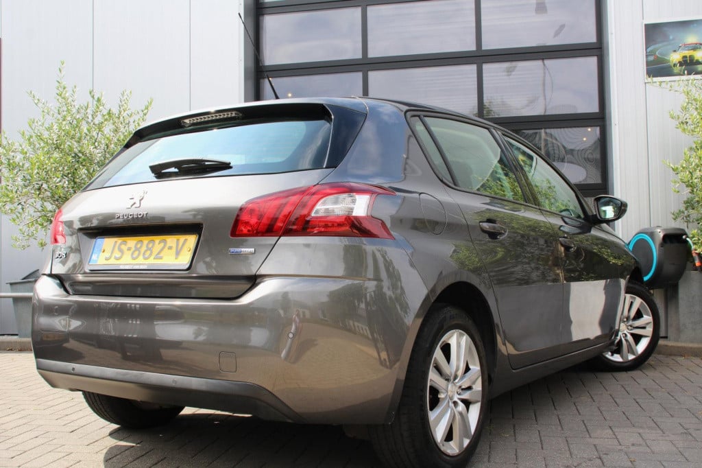 Peugeot 308 1.2 puretech active - cruise - navi - pdc - dis.riem 2024 v.v.!