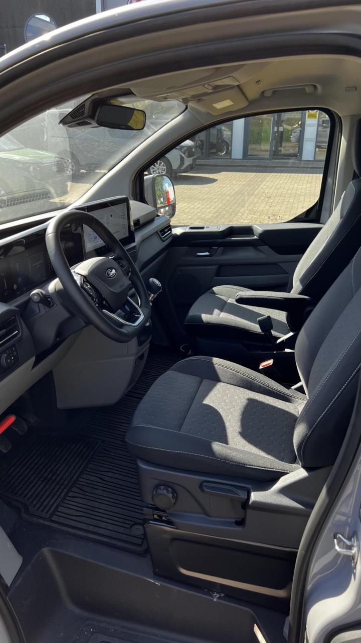 Ford Transit Custom 300 2.0 tdci l1h1 limited dc dubbel cabine 136pk bpm vr
