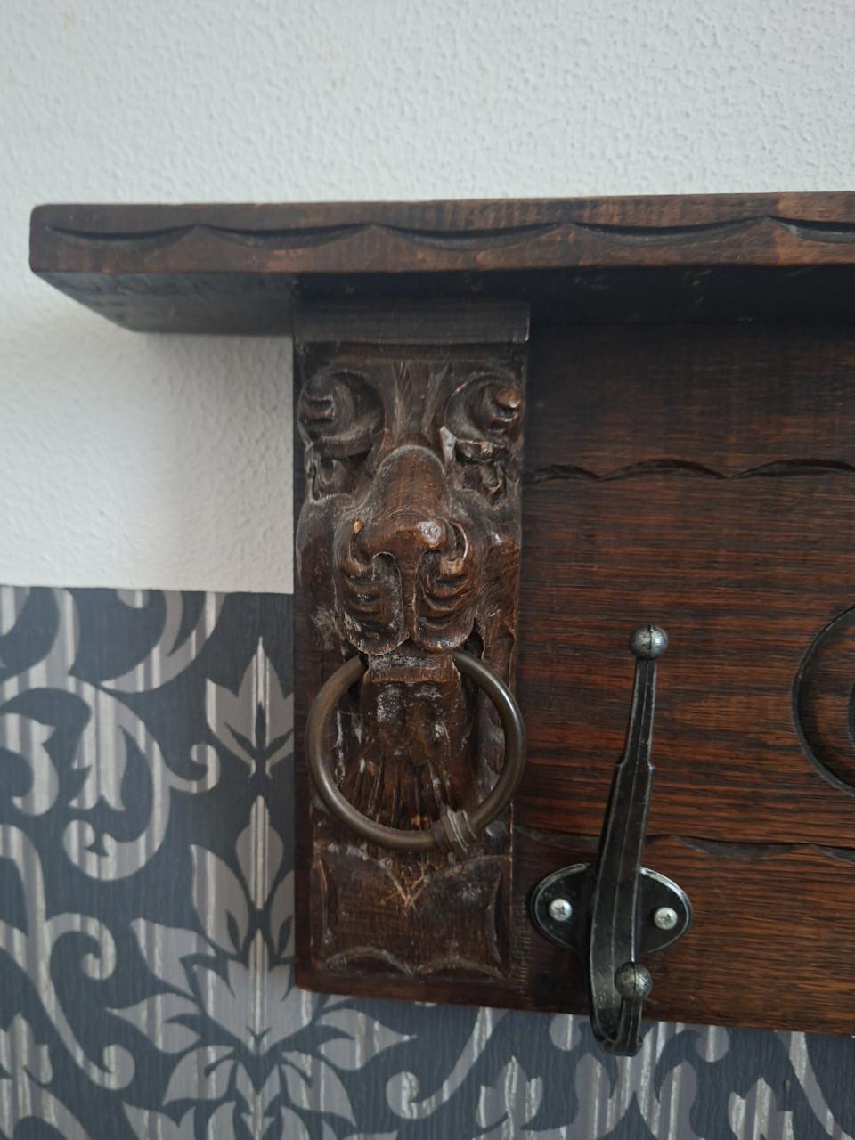 Antiek eikenhouten wandkapstok