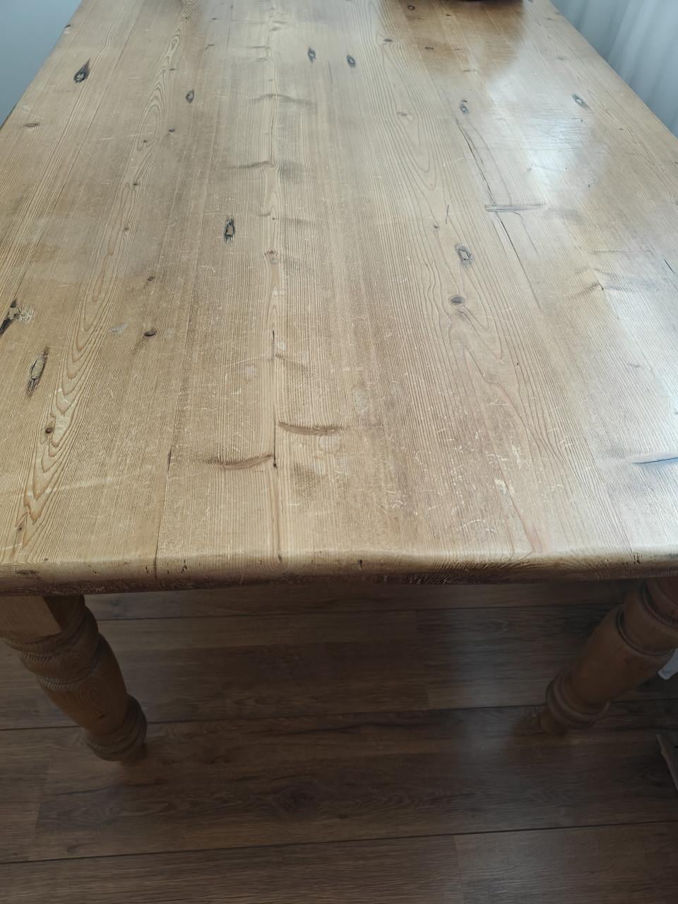 Grenen tafel