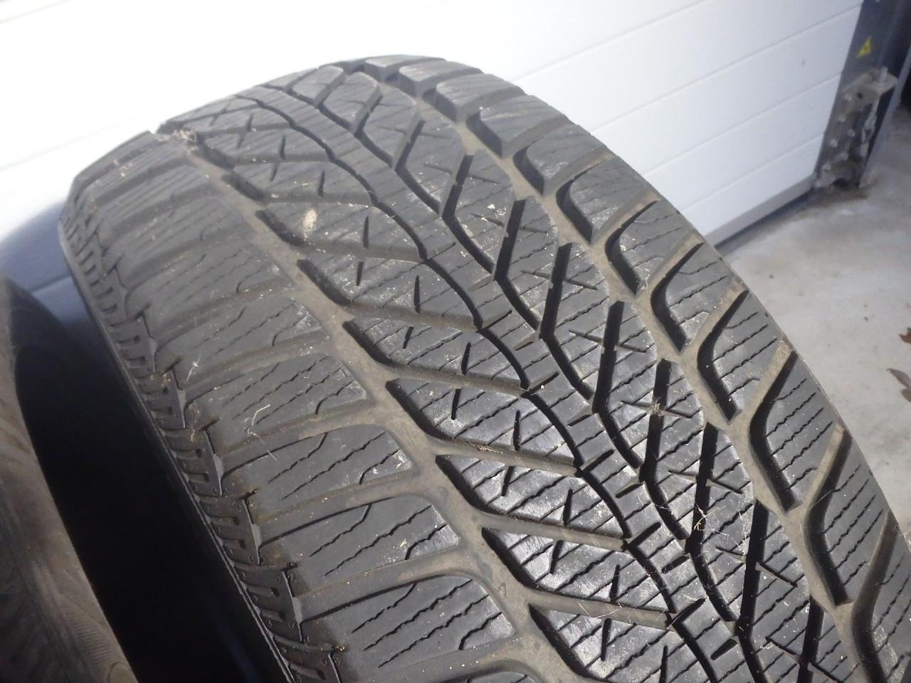 Mooie set FULDA 225/50-17 WINTERBANDEN 6-7mm