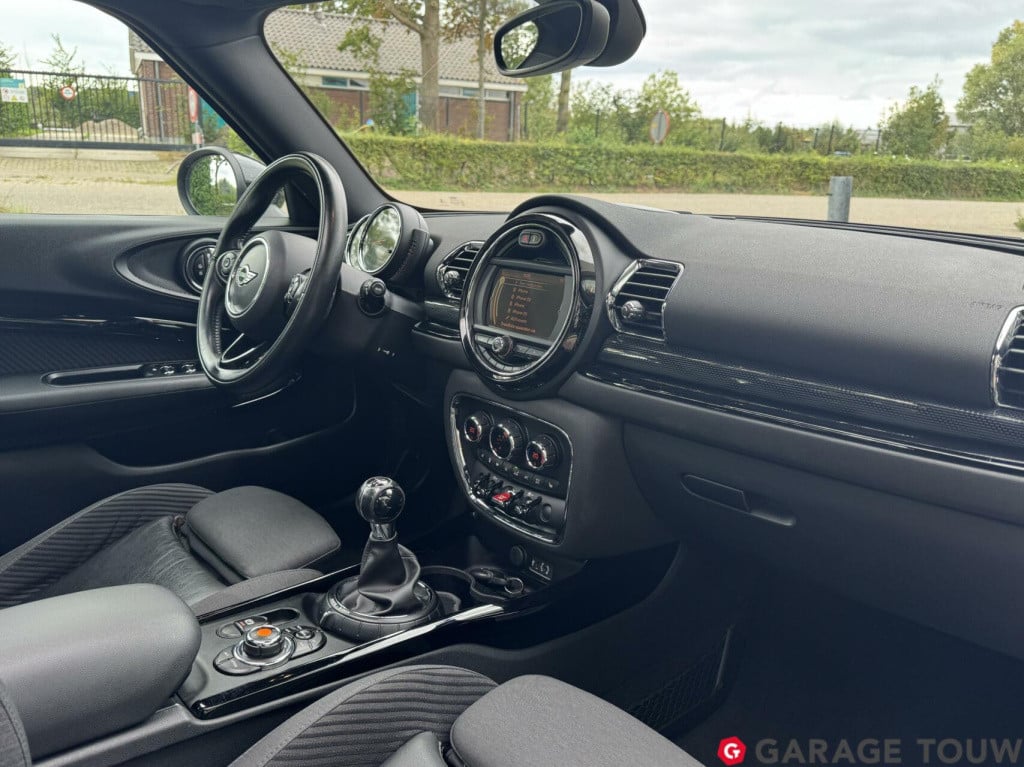Mini Clubman 1.5 cooper chili business plus pano, clima