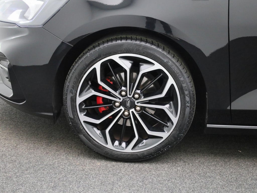 Ford Focus 1.0 ecoboost hybrid st line x business | lmv | parkeer sensoren 