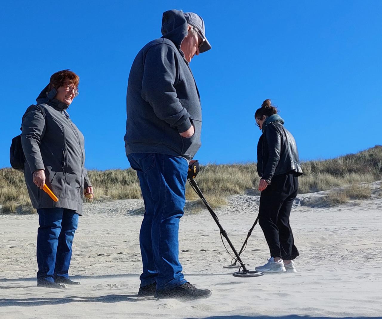 Metaaldetectie workshops op diverse strandlocaties