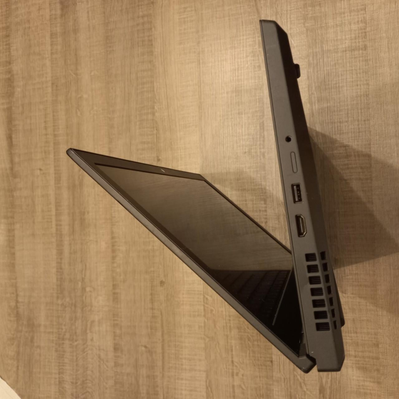 Lenovo ThinkPad P15 i7-10850H 32GB 512GB T2000 4GB GPU W11 Office