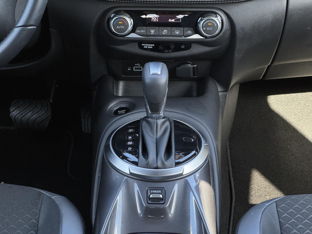 Nissan Juke 1.6 hybrid n-connecta parking pack