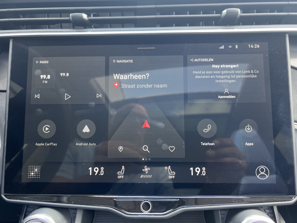 Lynk & Co 01 1.5 261pk plug in hybrid , panodak , 360gr camera , adaptive c