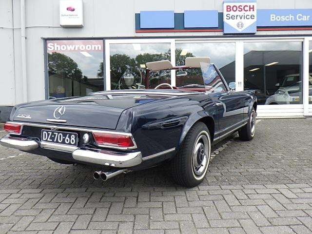 Mercedes-Benz Sl 230sl pagode