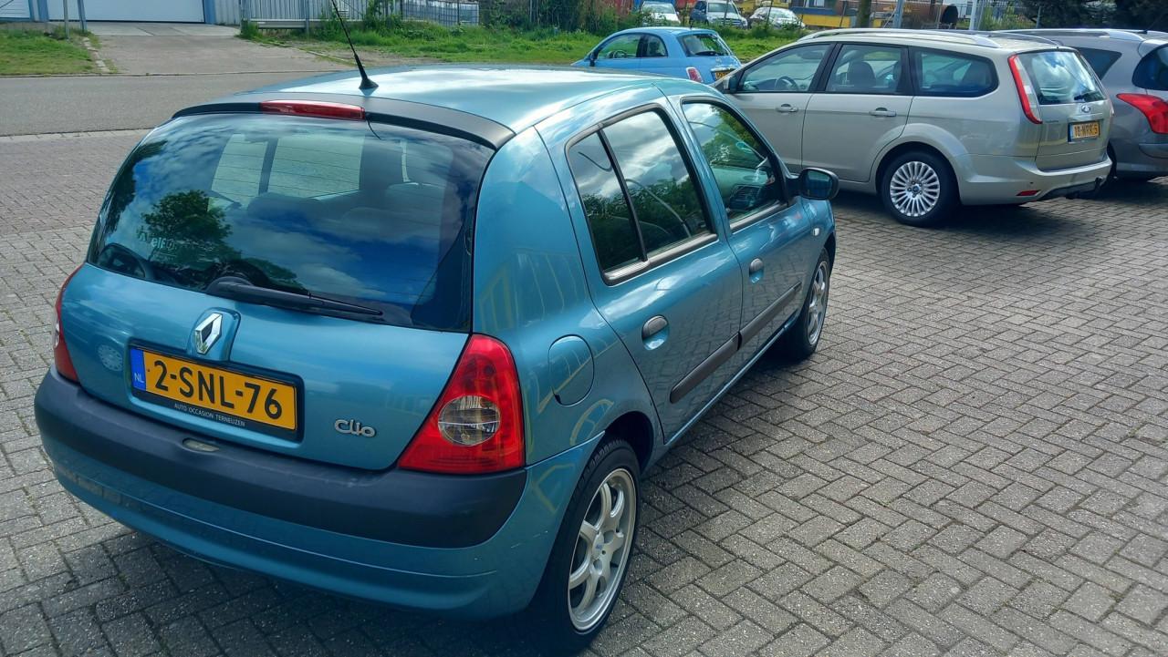 Renault CLIO 1.4 16v Authentique automaat !!! 5drs 2005 airco apk 2027 !!