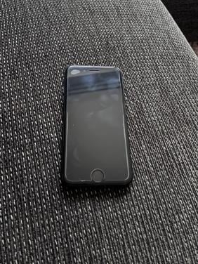 ZEER NETTE IPHONE SE 2022
