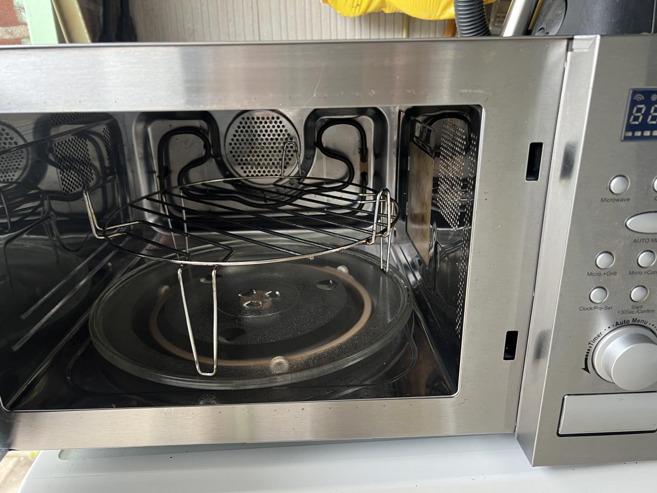 RVS combi Magnetron met oven als nieuw
