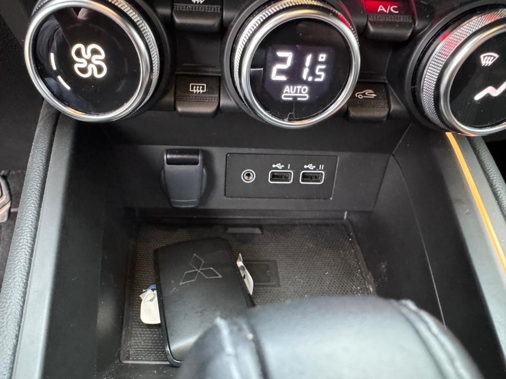 Mitsubishi Colt 1.6 hev instyle duurste uitvoering|vol opties