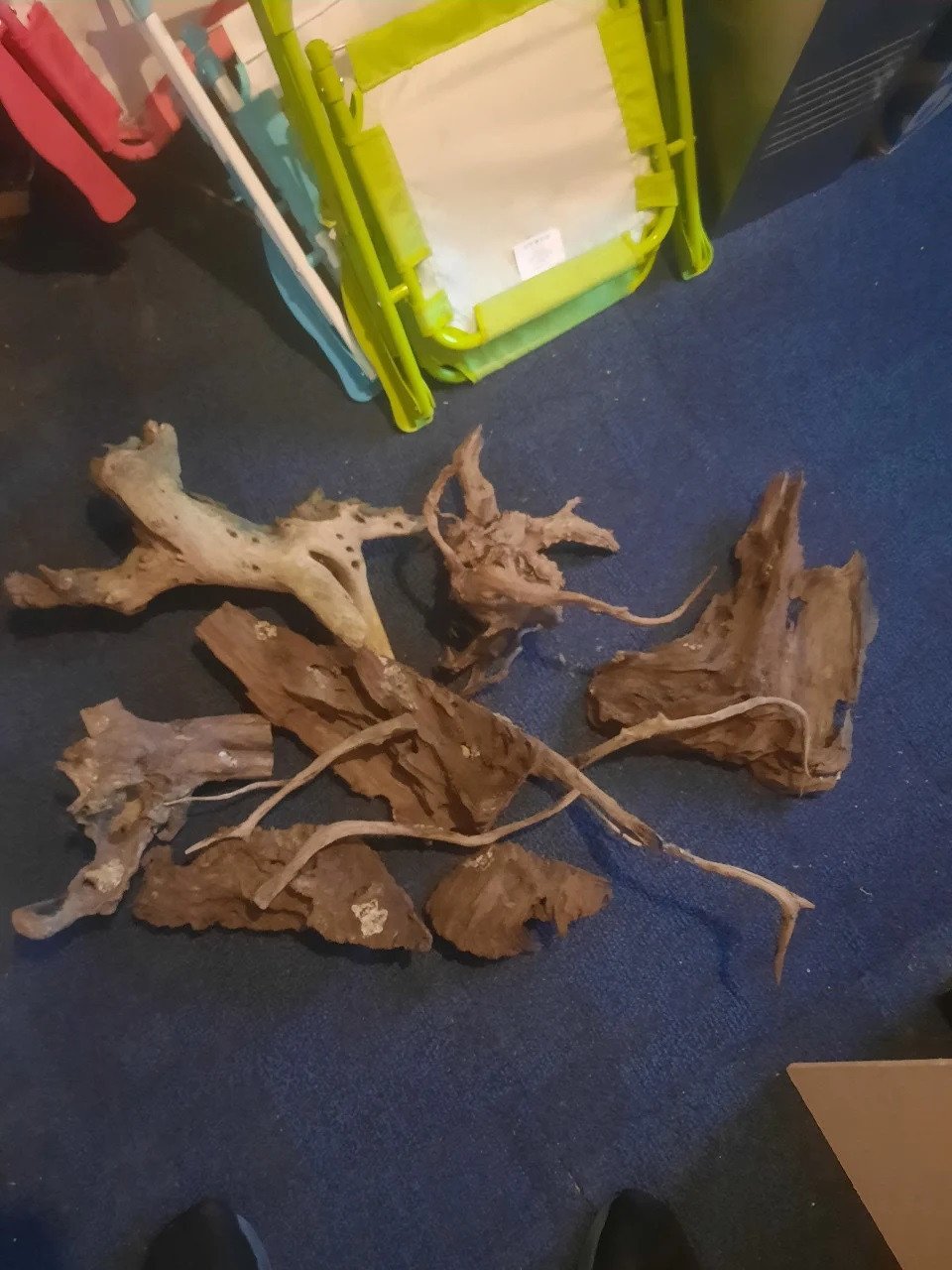 2x aquarium met  veel accessoires